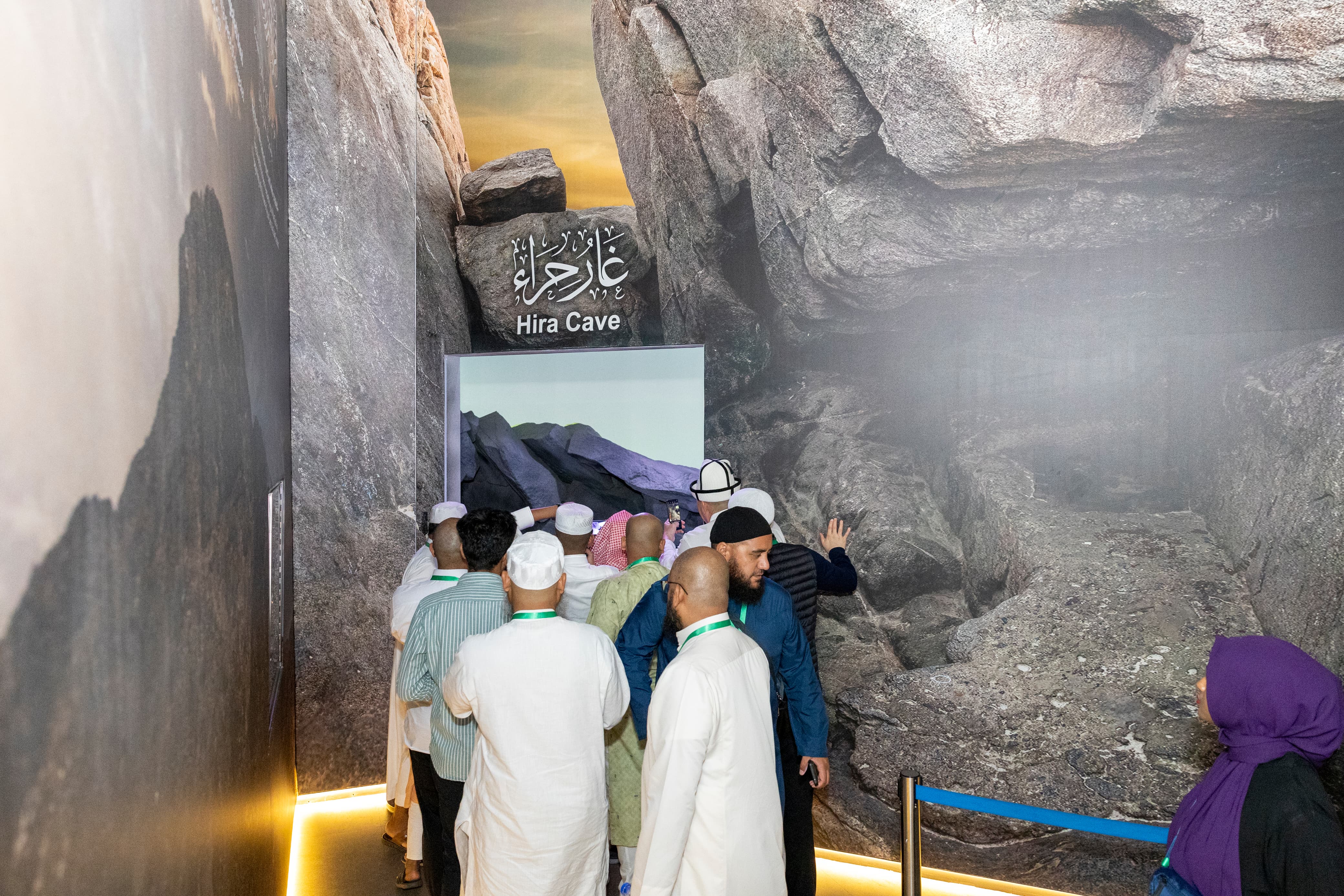 معرض الوحي حي حراء الثقافي