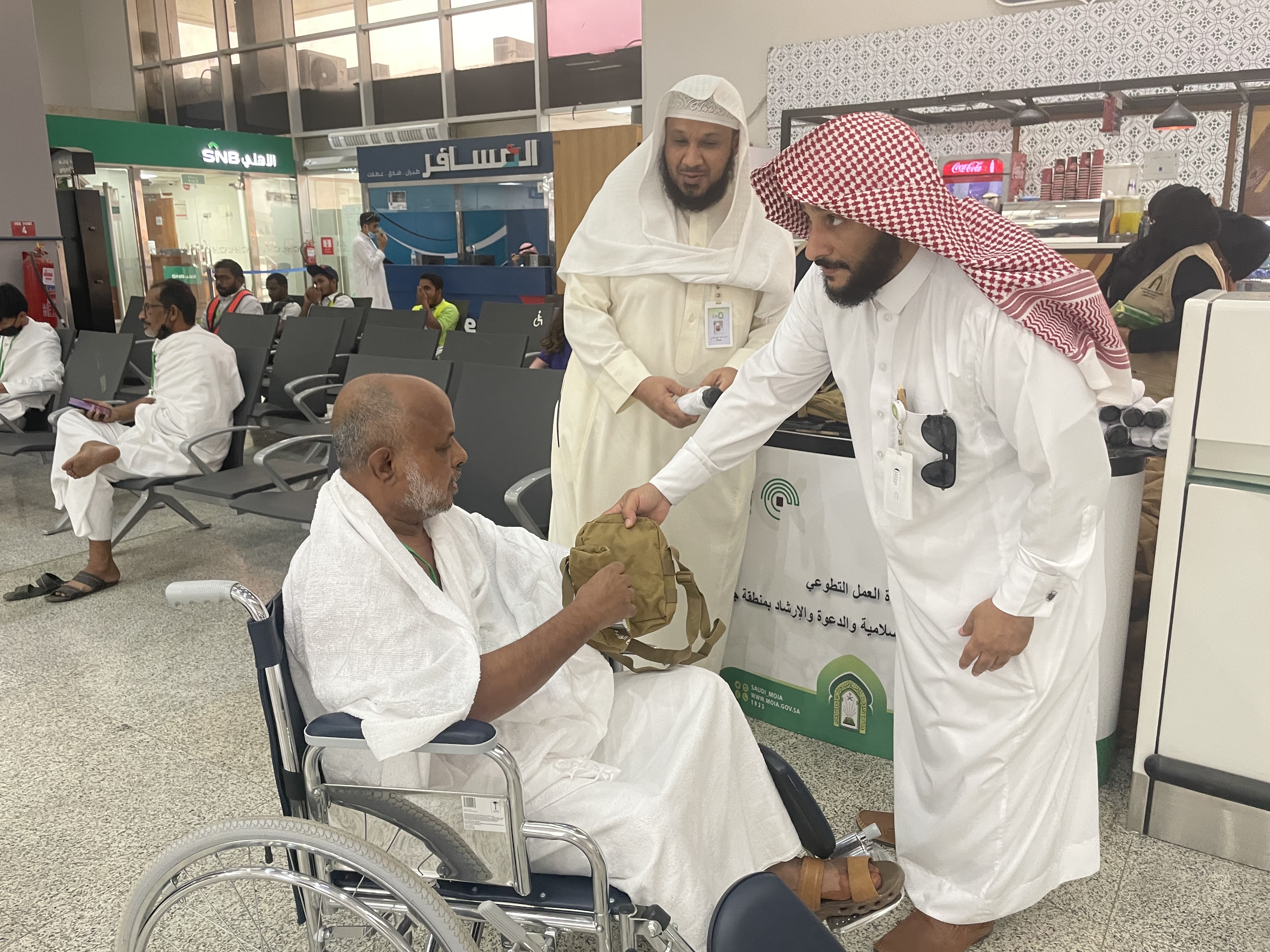 لقطات من توديع الحجاج بجازان (2).jpeg