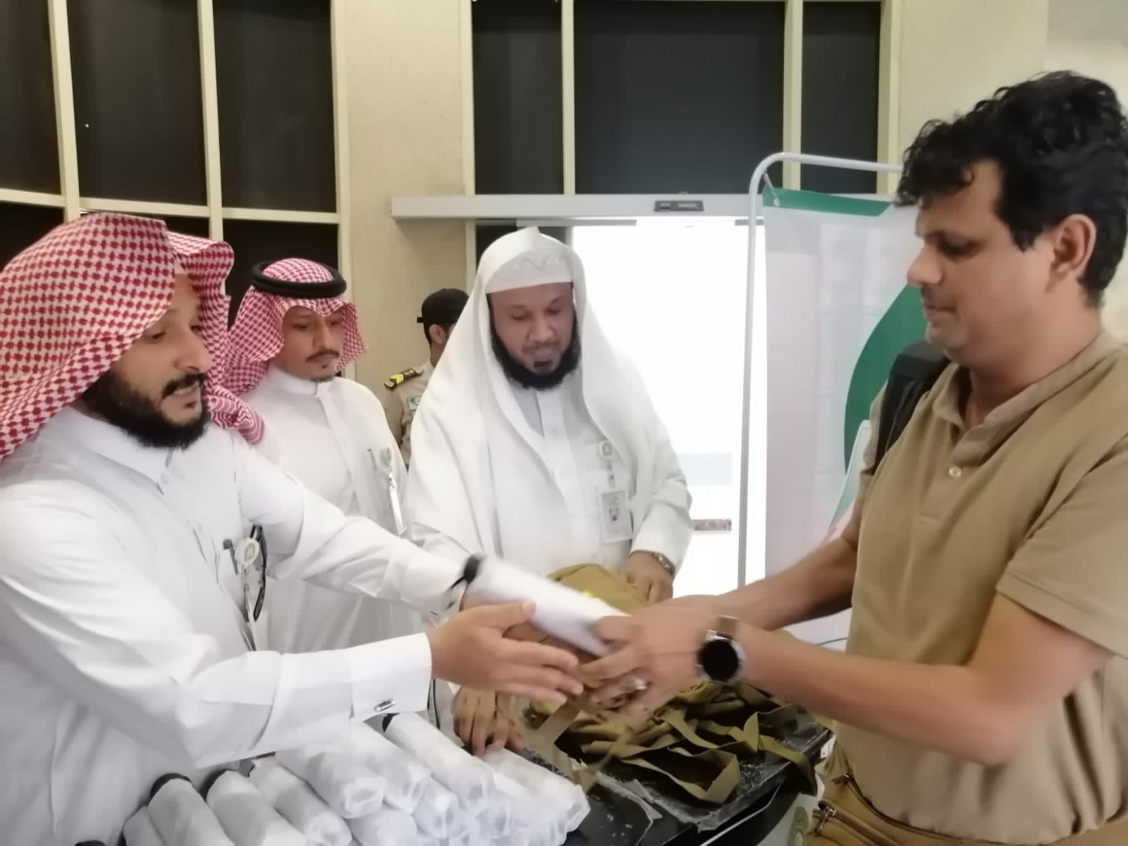 لقطات من توديع الحجاج بجازان (3).jpeg