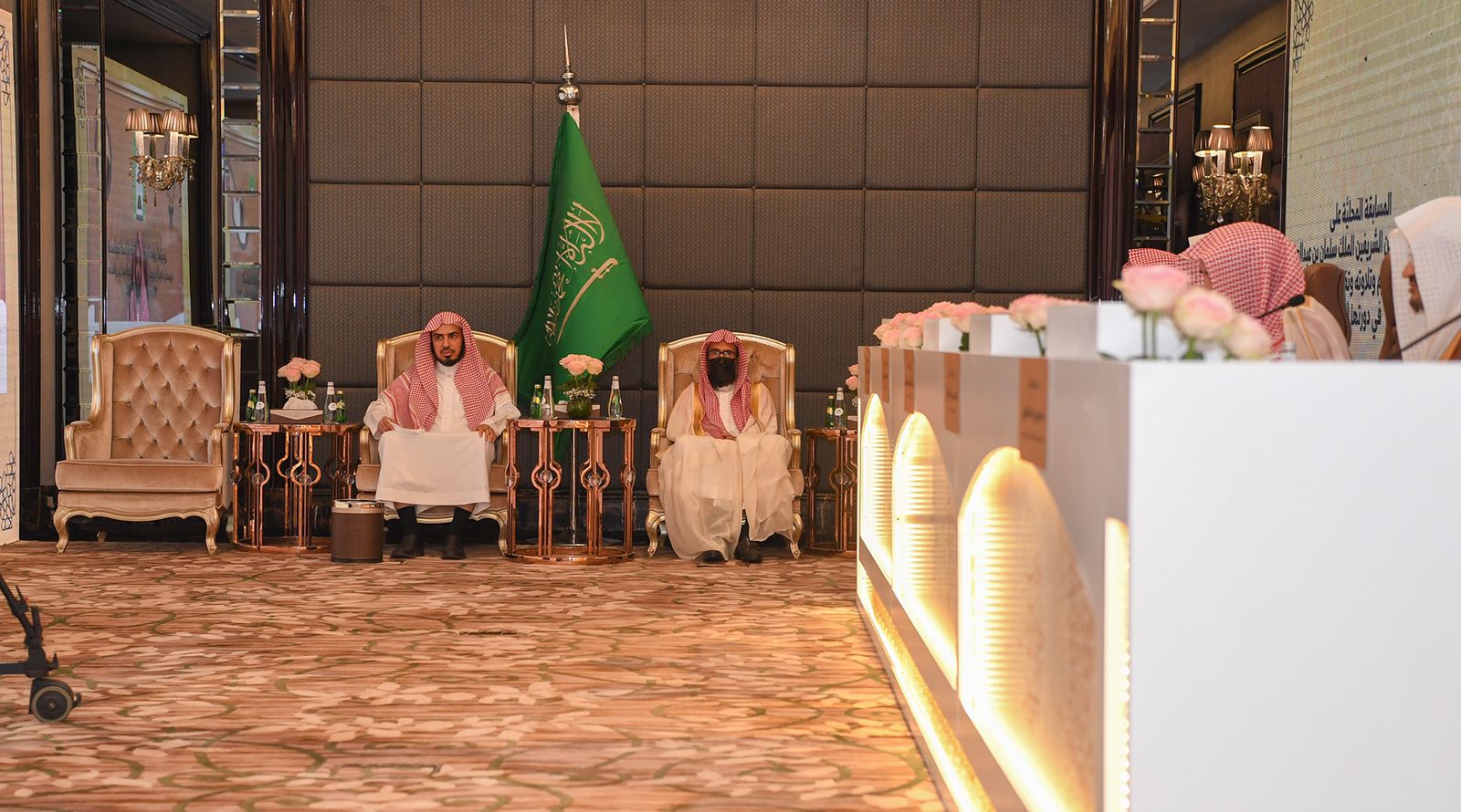 نائب وزير الشؤون الإسلامية يطمئن على سير أعمال التصفيات النهائية لمسابقة الملك سلمان لحفظ القران الكريم في دورتها الـ 23 (2).jpeg