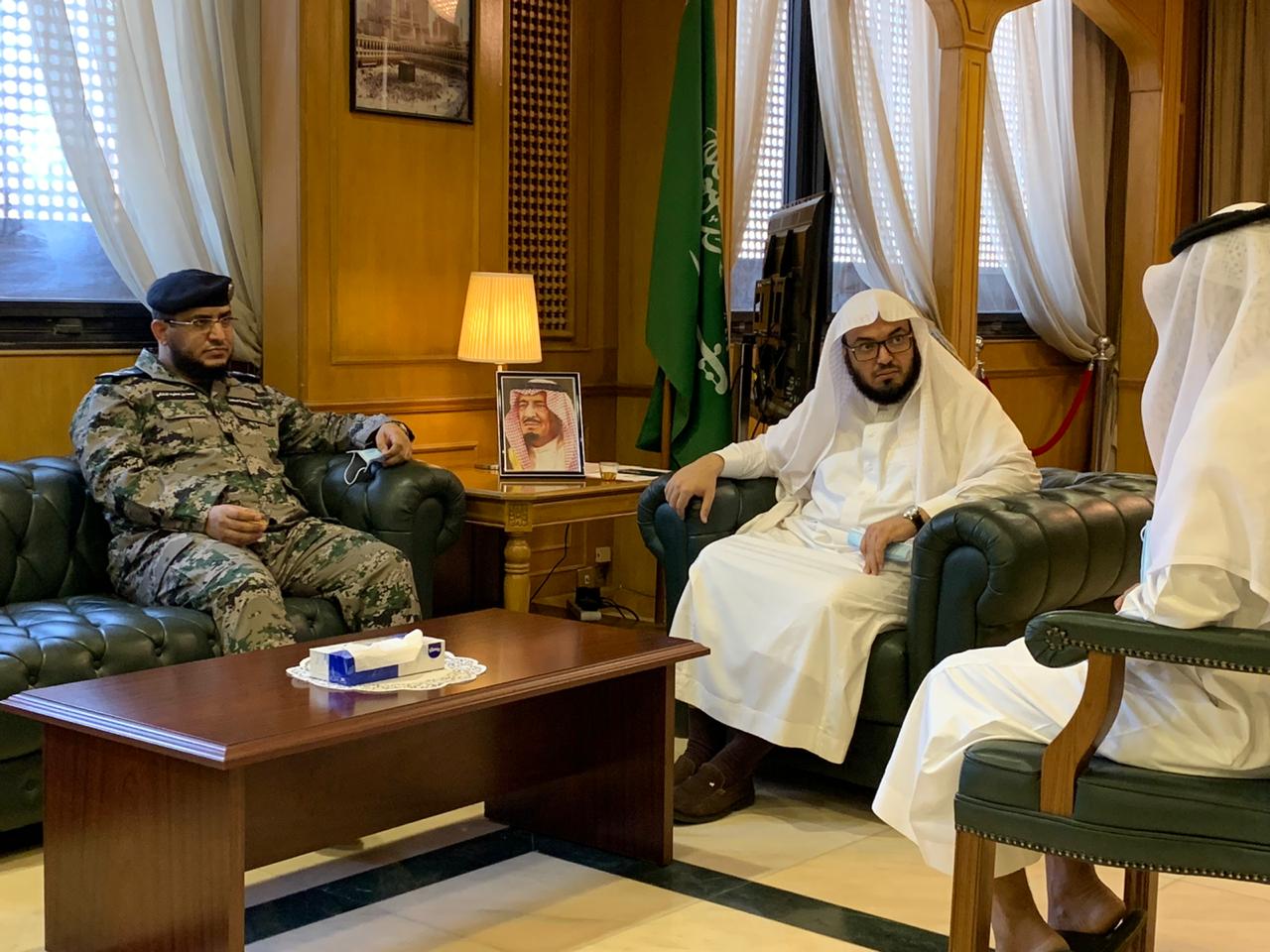 الشؤون الإسلامية تبحث أوجه التعاون مع الإسكان وإدارة السجون (3).jpeg