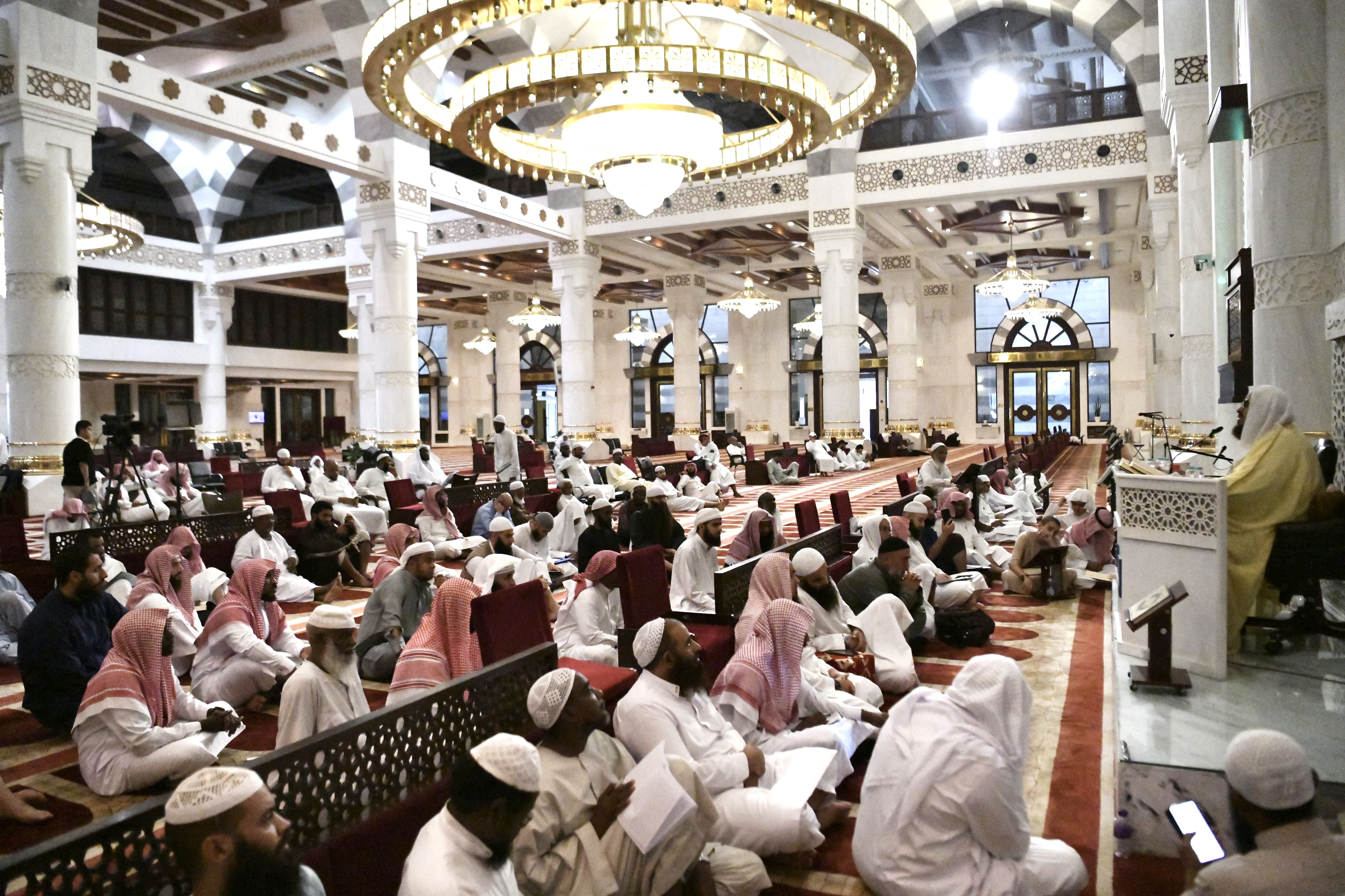 الدورة العلمية بمكة (2).JPG