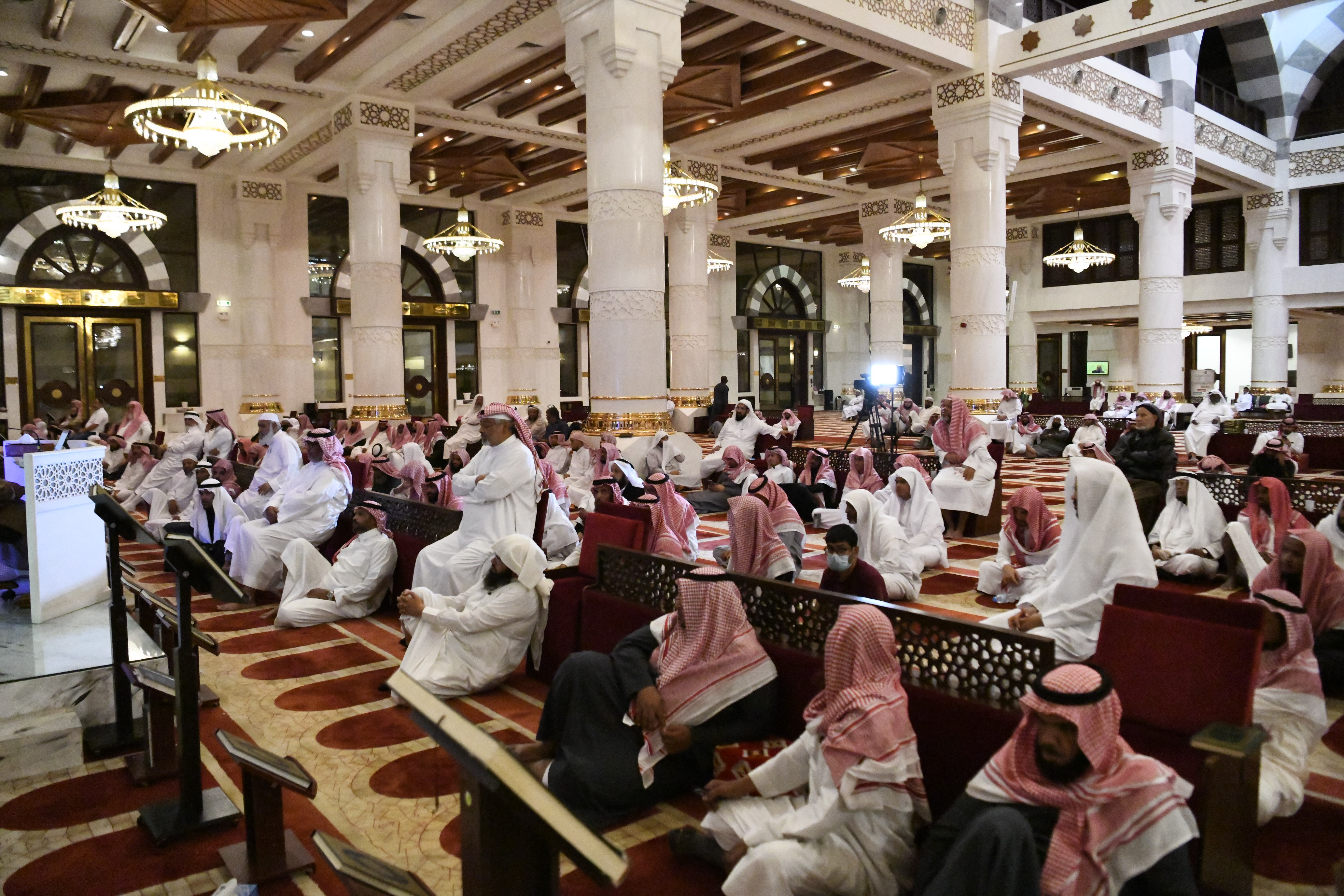لقطات من برنامج الأذان والإقامة بمكة المكرمة (4).JPG