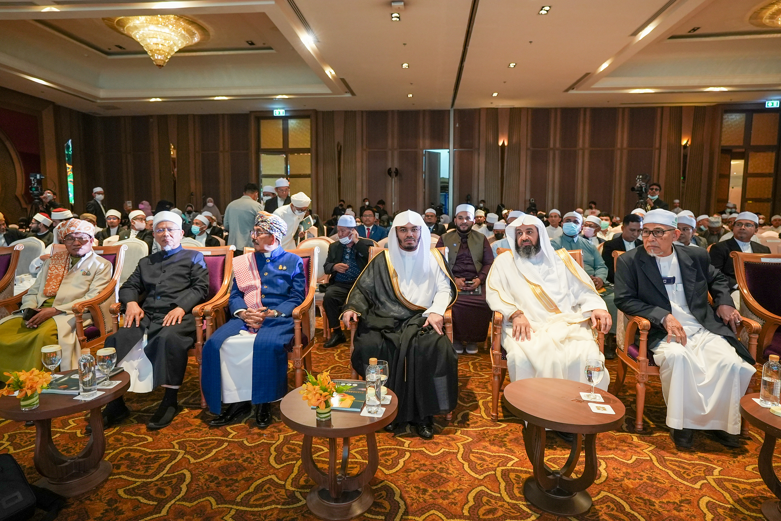 هذه المسابقة ثمرة لجهود القيادة الرشيدة في خدمة الإسلام والمسلمين (1).jpg