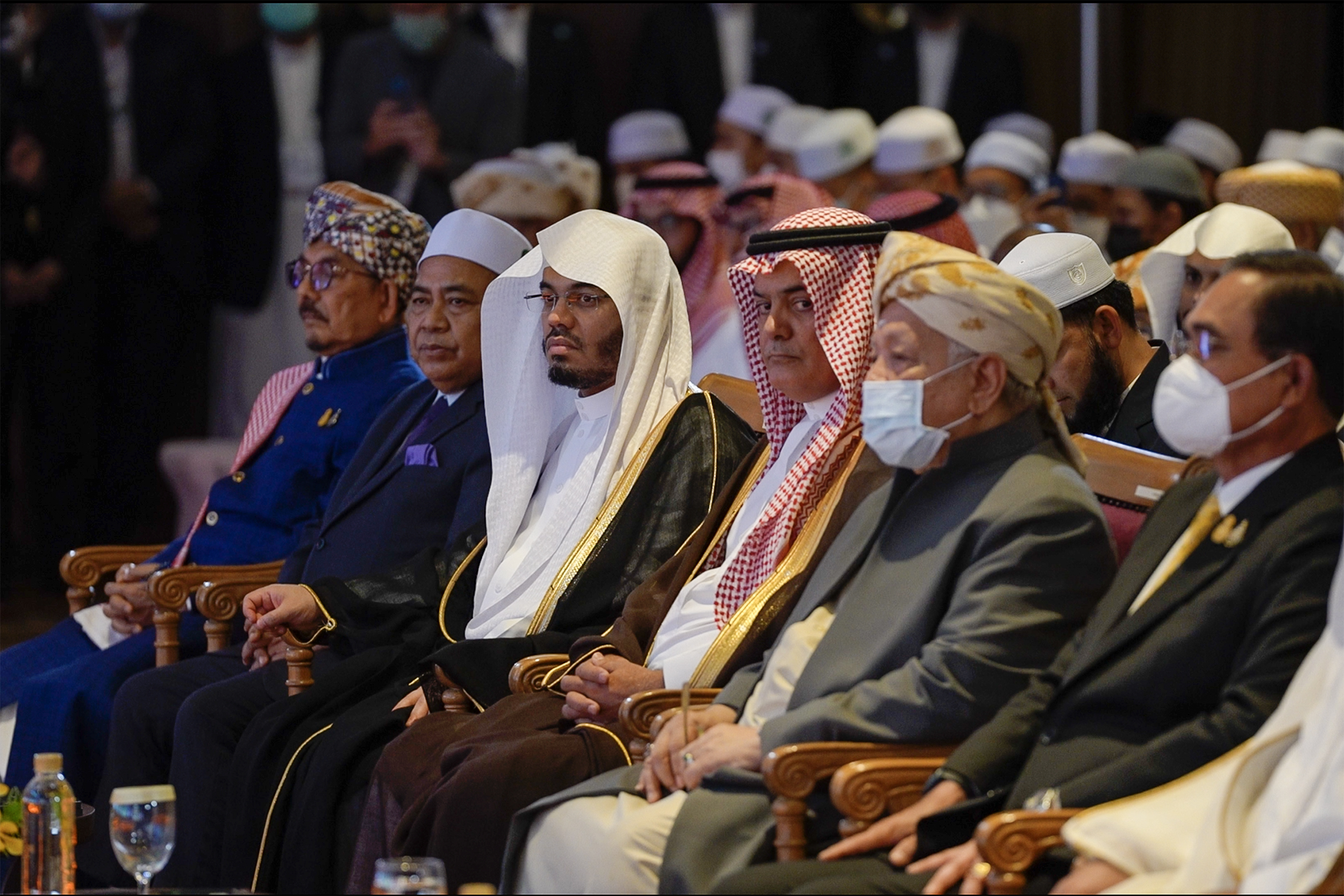 هذه المسابقة ثمرة لجهود القيادة الرشيدة في خدمة الإسلام والمسلمين (5).jpg