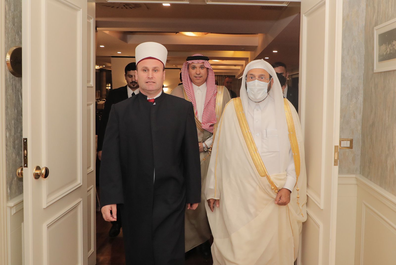 المشيخة الاسلامية تقيم حفل استقبال لوزير الشؤون الإسلامية بالعاصمة تيرانا (1).jpeg