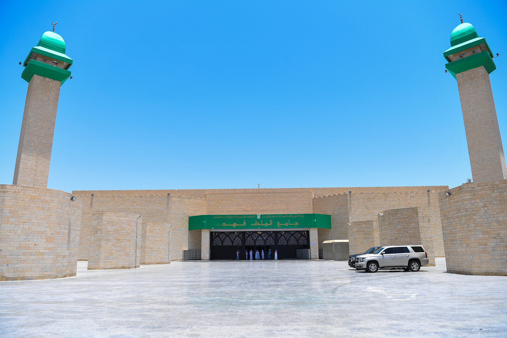 لقطات زيارة الوزير لجامع الملك فهد بالطائف  (5).jpg