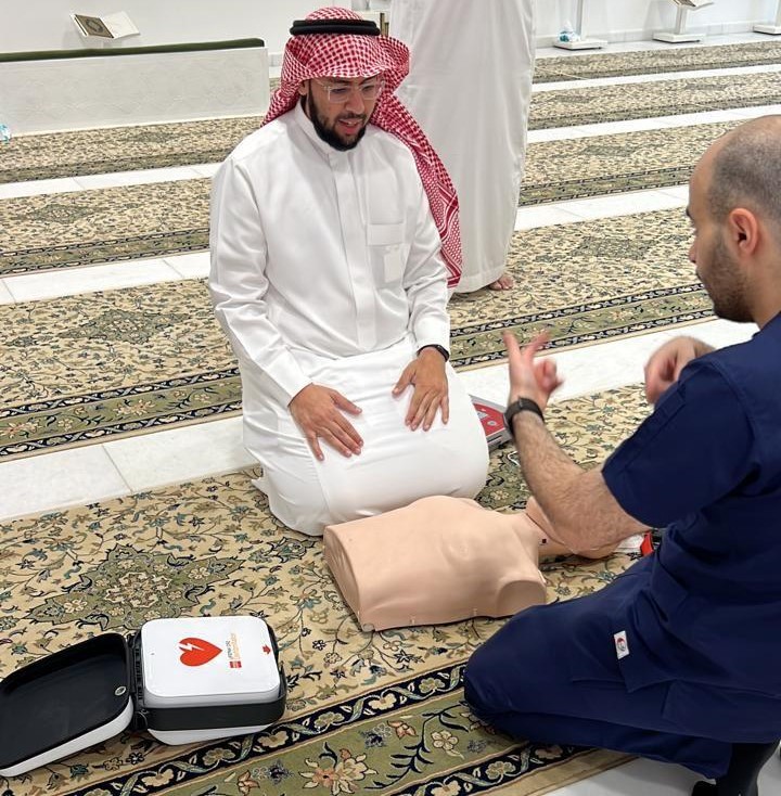 تركيب جهاز الانعاش بمسجد بالرياض 2.jfif