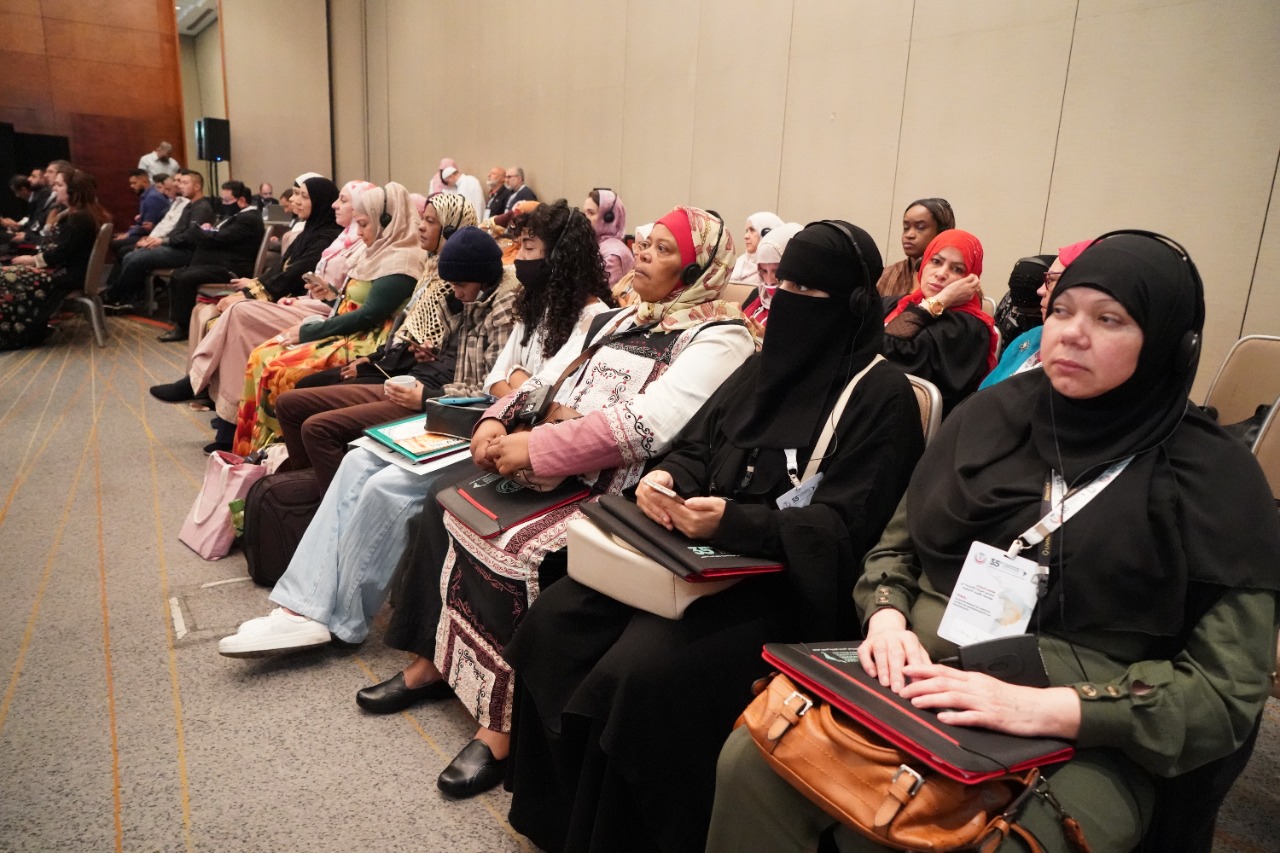 لقطات من الجلستين الثانية والثالثة للمؤتمر (1).jpg