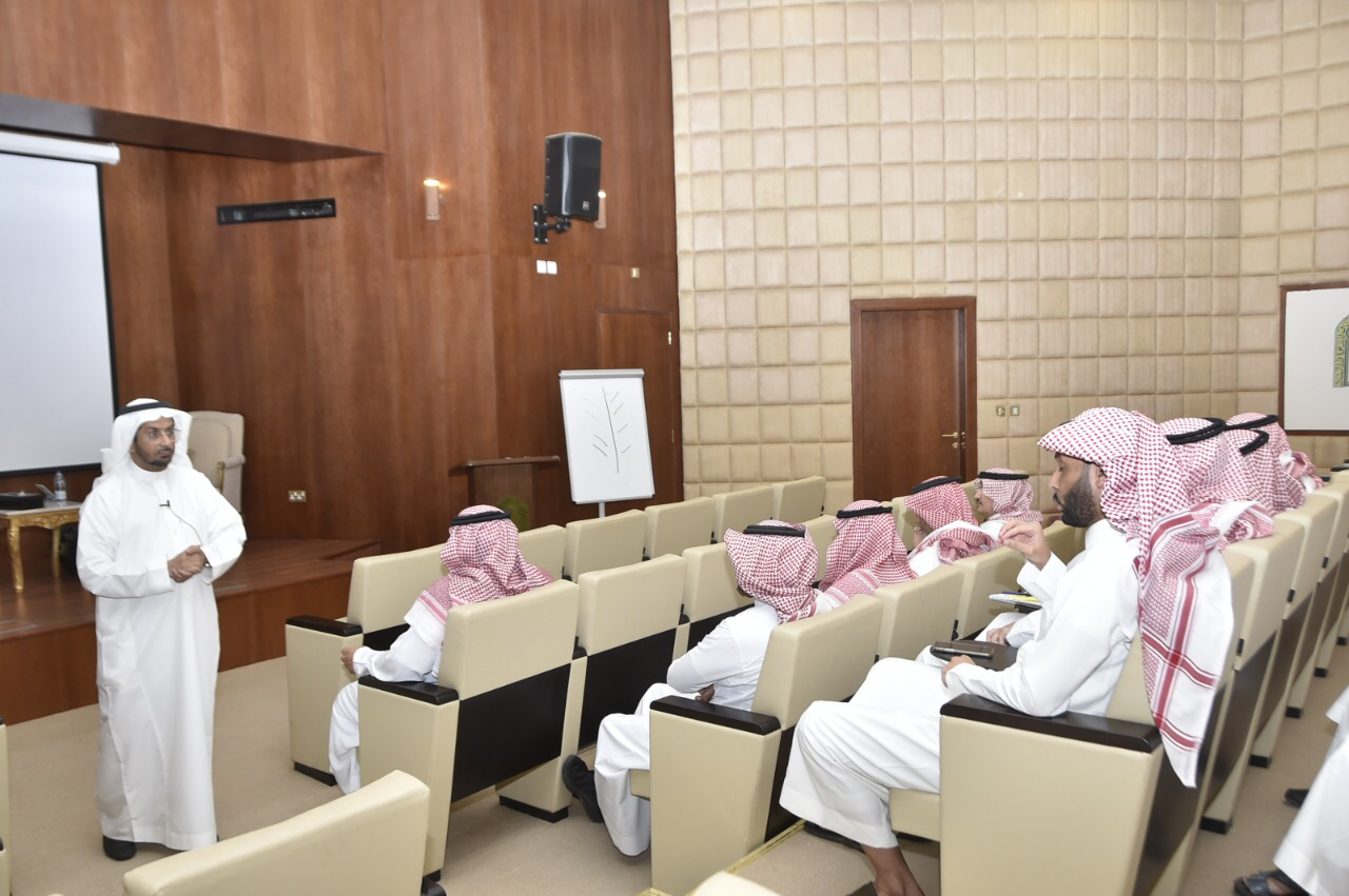 الشؤون الإسلامية تختتم دورة الإبداع الإداري  (3).png