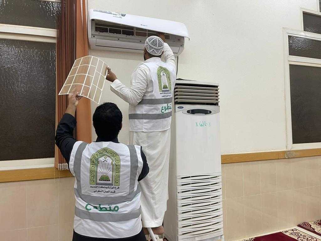 مبادرة تنظيف المساجد بالقصيم (1).jpg