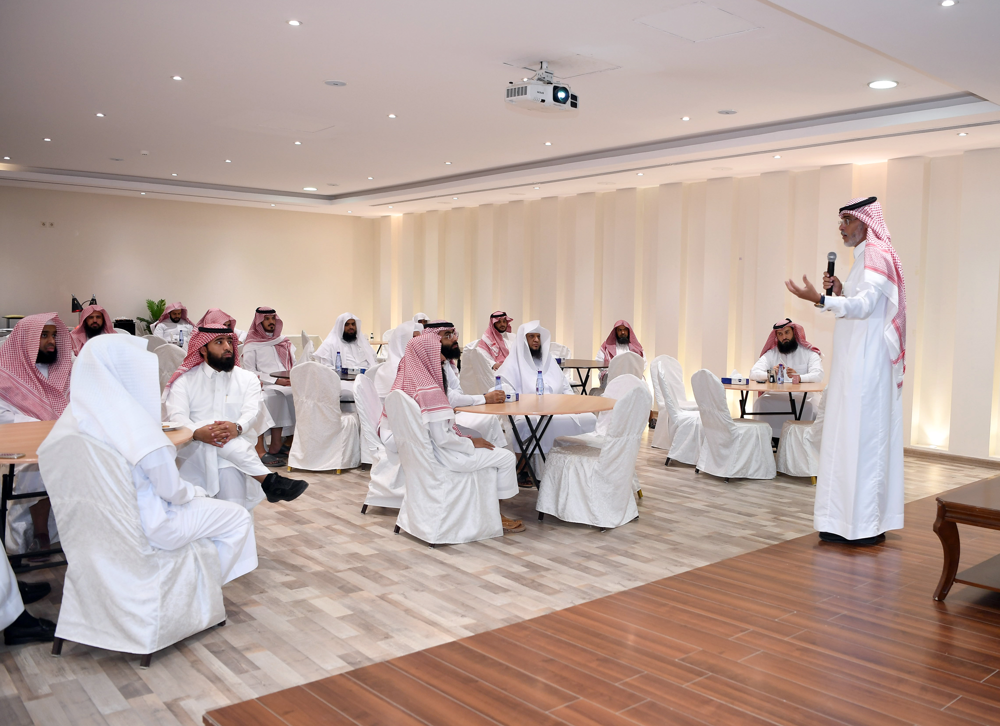 لقطات من البرنامج التدريبي للدعاة والداعيات في مكافحة المخدرات (3).jpg